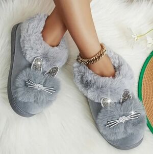 Rhinestone Plush Cat Slippers / Soft Sole Slip-on Slipper Shoes